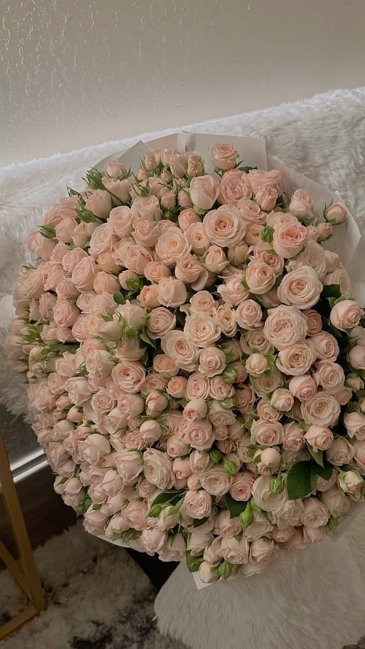 SimpleGrowthPath workshop space where corporate flower arrangements are designed and prepared for business delivery